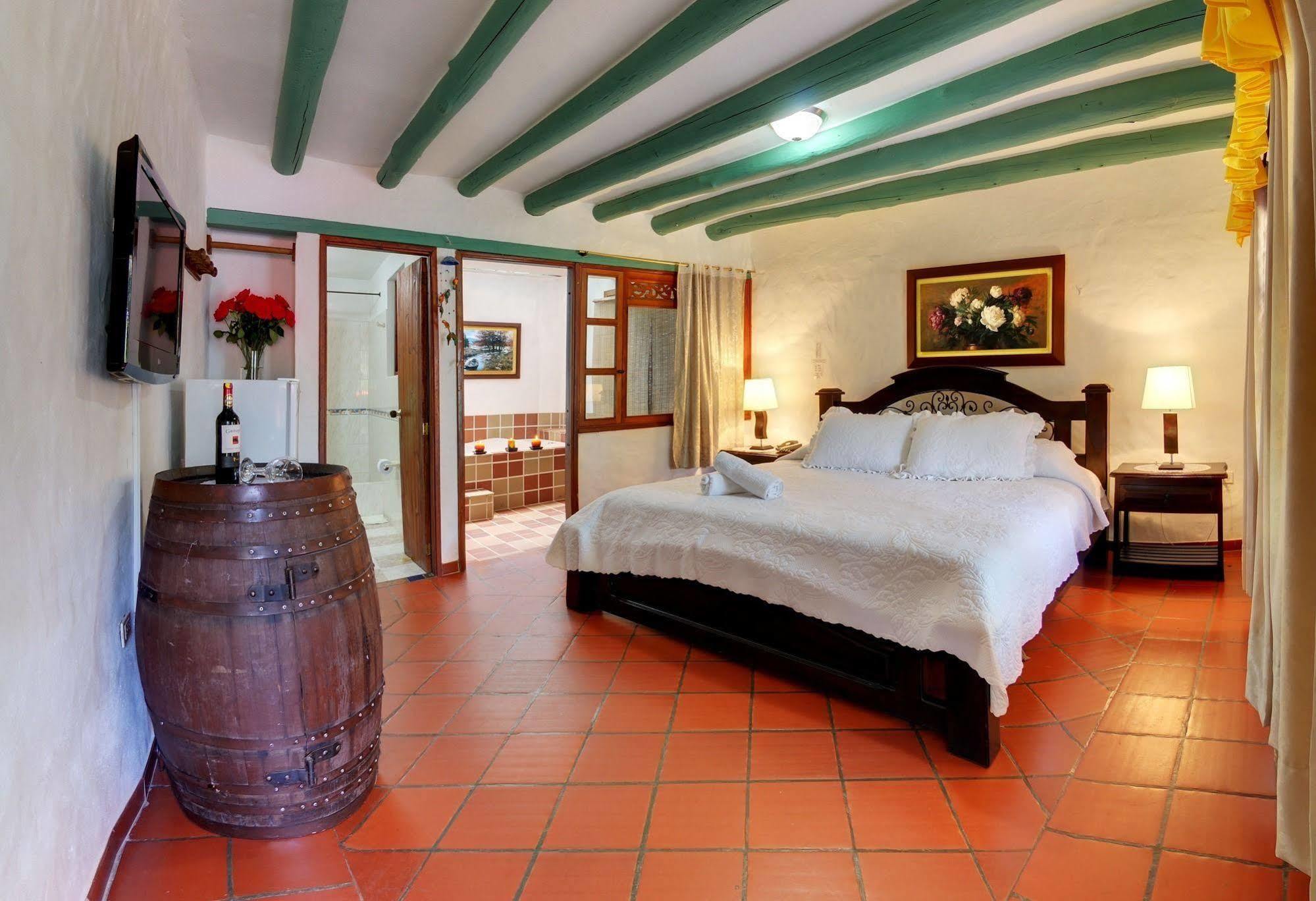 Hotel Spa Villa Lina Вілья-де-Лейва Екстер'єр фото